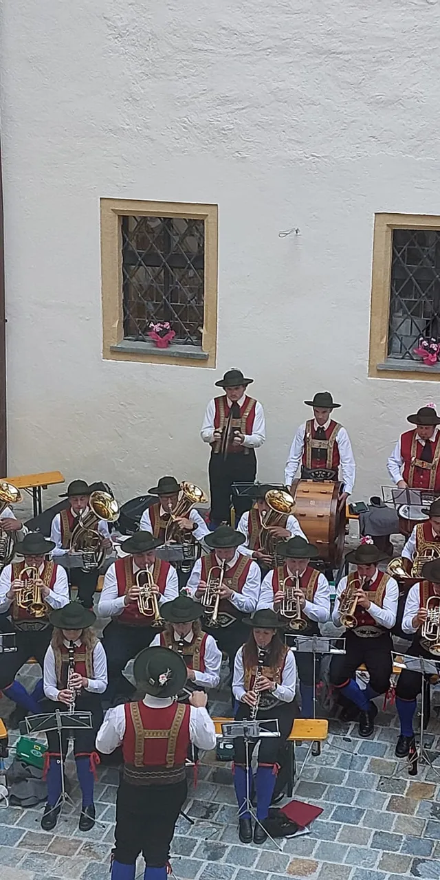 Platzkonzert_2.jpg