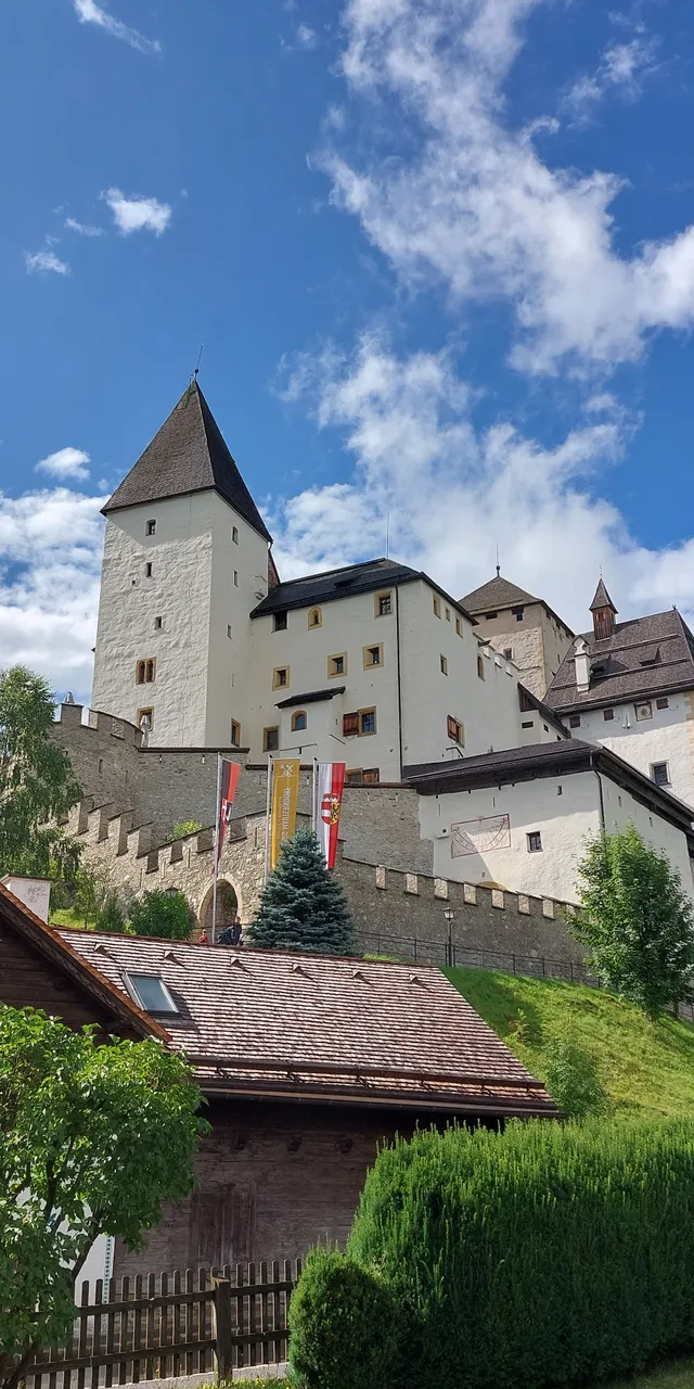 Aussenansicht_vonOrt.jpg